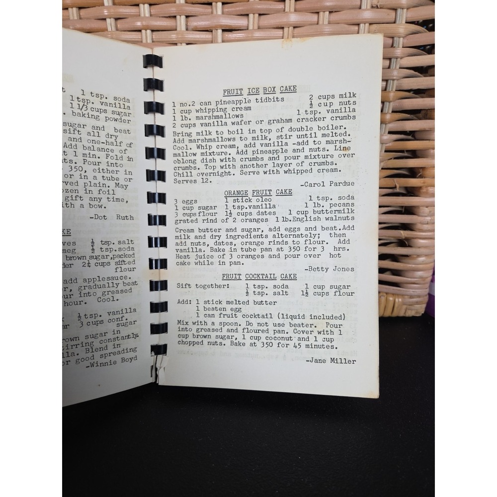 White Plains Methodist Church Cookbook Cary, NC 1965 Local Contributors Vintage - Picture 13 of 15